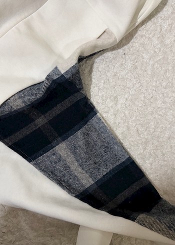 Beyaz Ekoseli Kadın Sweatshirt - Görsel 6