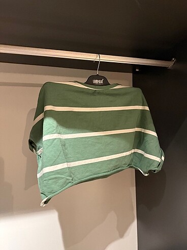 l Beden yeşil Renk Crop Tshirt