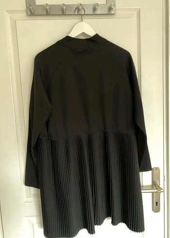 Piliseli Siyah Uzun Kollu Kadın Tunik - Görsel 5