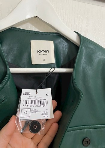 Kadın deri ceket - Görsel 4