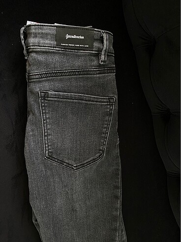 Stradivarius sıfır jean