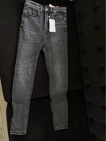 38 Beden Stradivarius sıfır jean