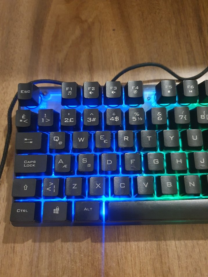 parça için oyuncu klavyesi - Görsel 2