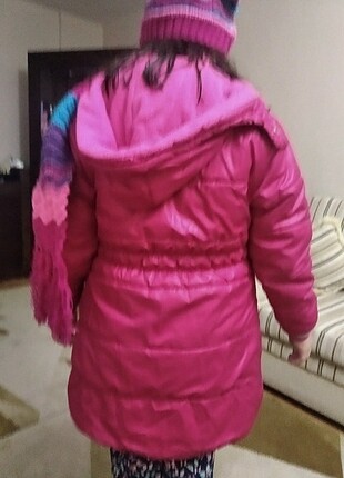 Kız çocuk pembe mont