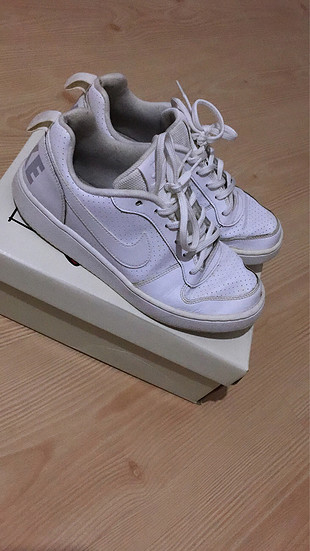 Nike spor ayakkabı