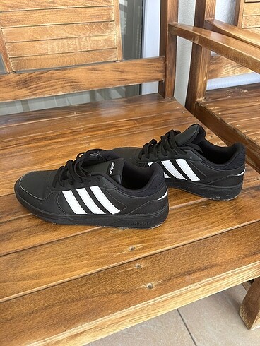 Orijinal adidas spor ayakkabı