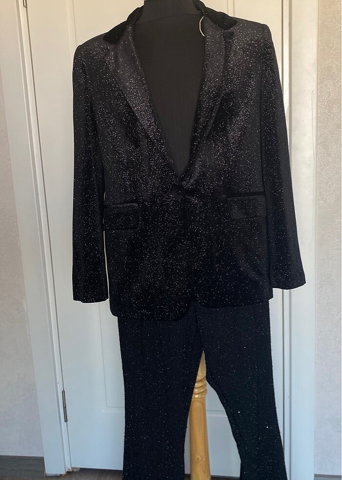 Siyah Takım - Görsel 2