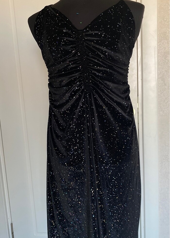 Siyah Abiye - Görsel 2