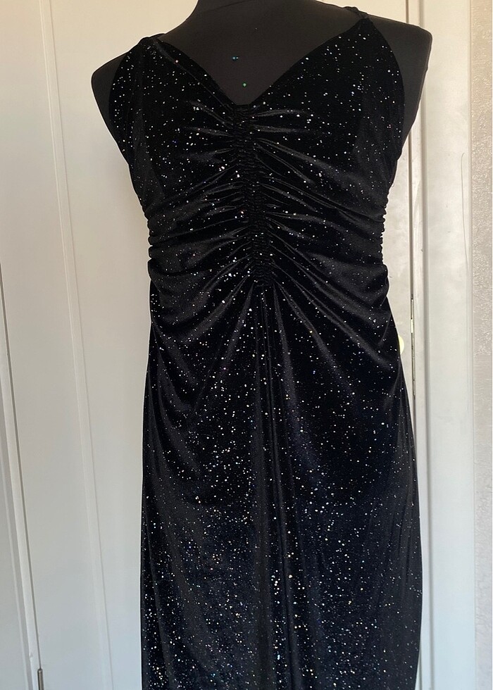 Siyah Abiye - Görsel 3