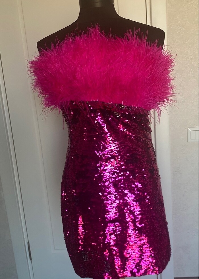 Pembe Gece Elbisesi - Görsel 2