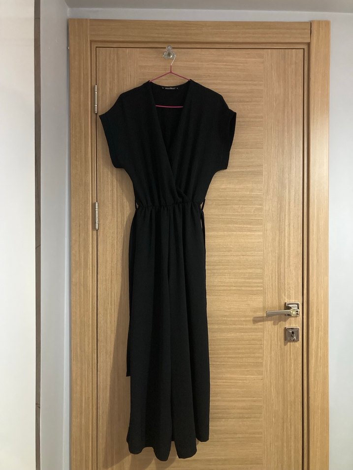 Siyah V Yaka Kadın Tulum - Görsel 2