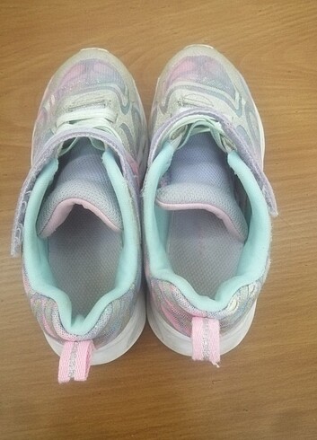 29 Beden Skechers çoçuk ayakkabısı