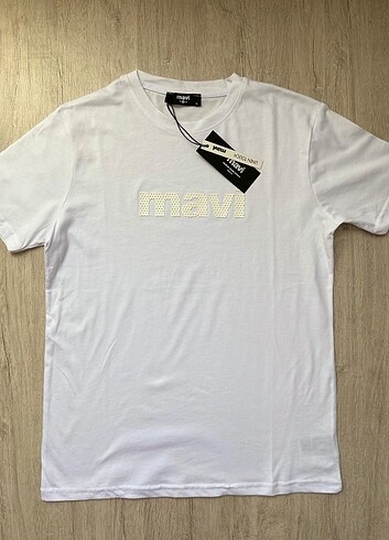 Mavi t-shirt 