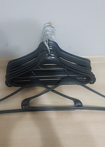 Siyah Sert Plastik Askı Seti- 10 Adet - Görsel 4