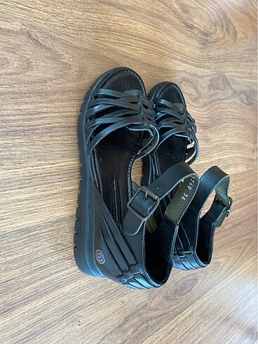 36 Beden siyah Renk Mammamia hakiki deri kusursuz sıfır sandalet