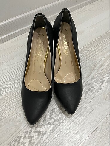 Siyah Stiletto Ayakkabı