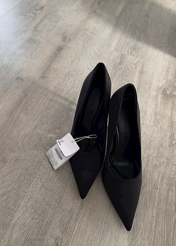 Siyah Minimalist Stiletto Topuklu Kadın Ayakkabı - Görsel 2