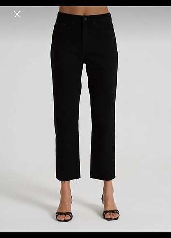 Trendyol & Milla Cross jeans eliza siyah straight jean 