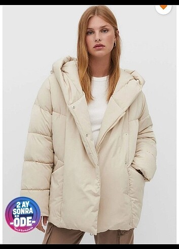 Stradivarius oversize bej şişme mont 