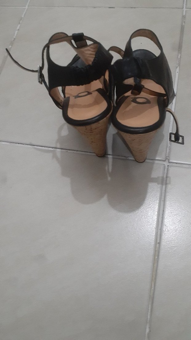 Siyah Platform Topuklu Kadın Ayakkabısı - Görsel 3