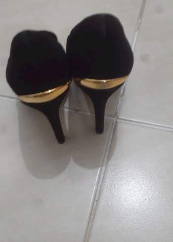 Klasik Siyah Tokalı Stiletto - Görsel 2