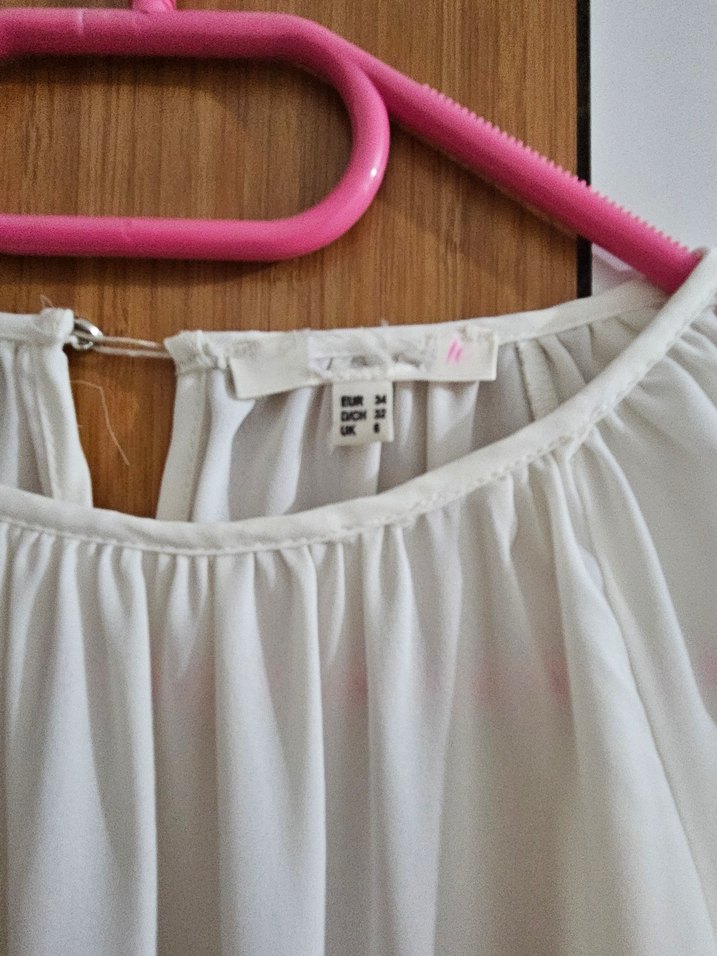 Kadın Beyaz Keten Fırfırlı Uzun Kollu Bluz - Görsel 3