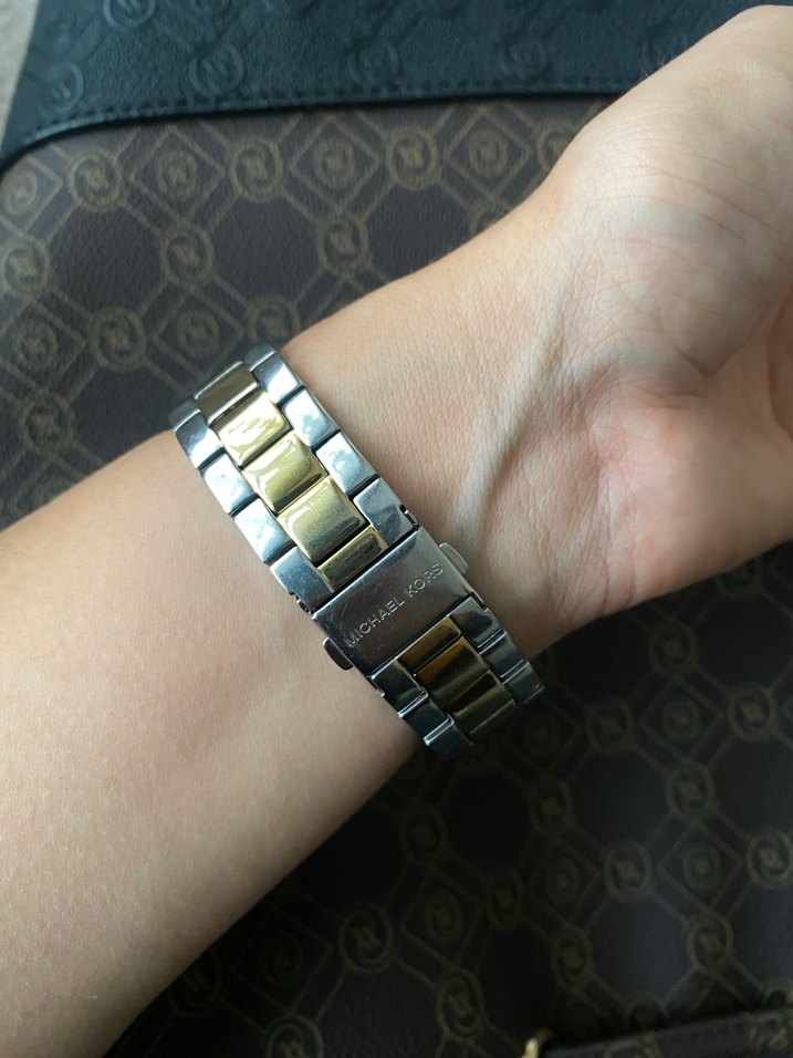 Altın ve Gri Kadın Kol Saati - Görsel 4