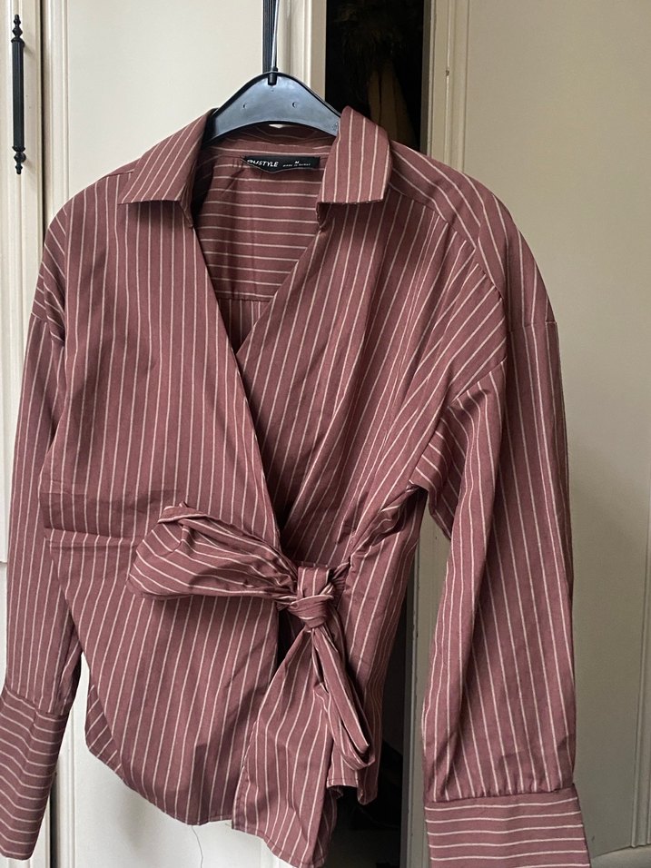 Kahverengi Çizgili, Kuşaklı Midi Bluz - Görsel 2