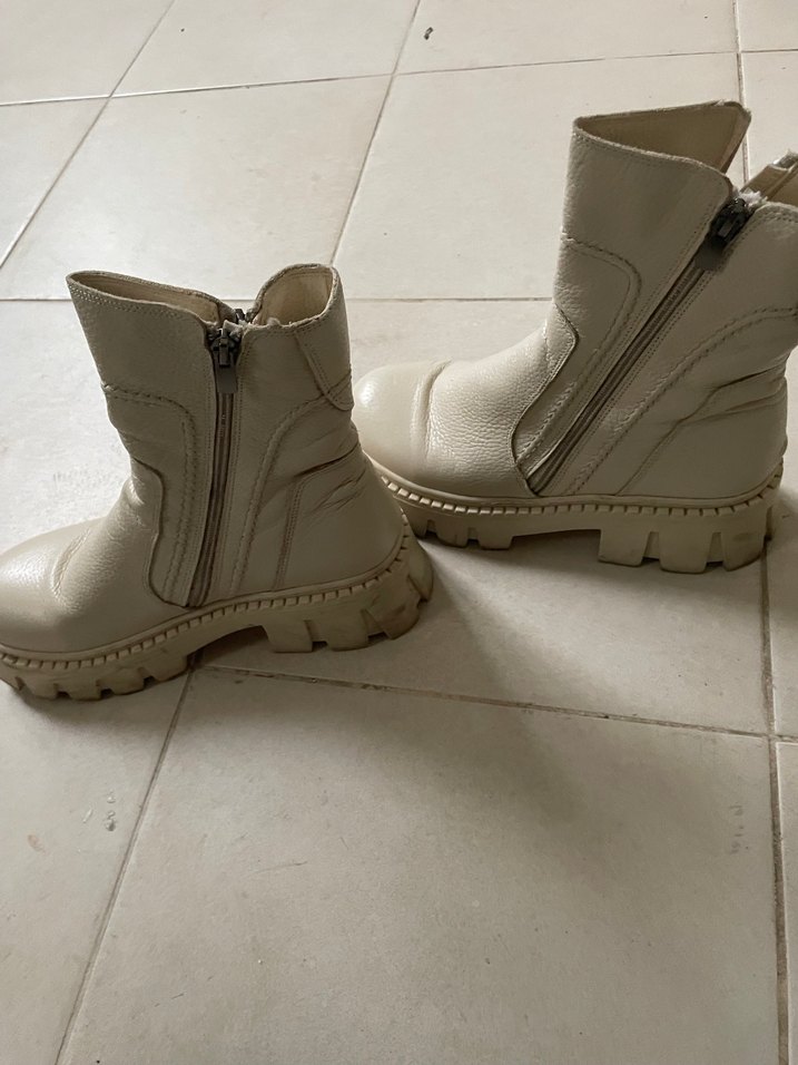 Beyaz Deri Platform Topuklu Kadın Bot - Görsel 2