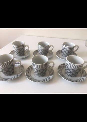 Gri Desenli 6'lı Fincan ve Tabak Seti
