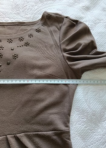 Önü Taşlı Bej Midi Elbise - Görsel 6