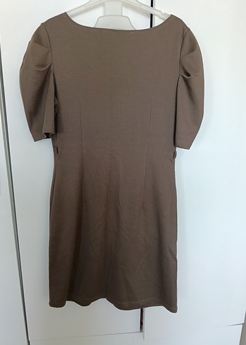 Önü Taşlı Bej Midi Elbise - Görsel 3