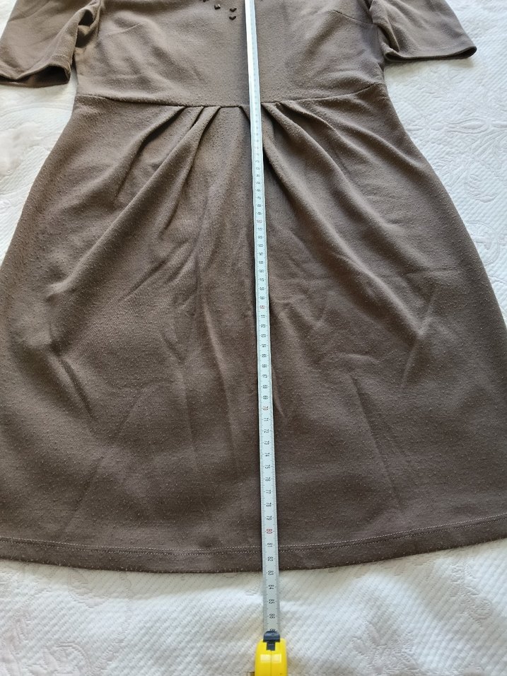 Önü Taşlı Bej Midi Elbise - Görsel 4