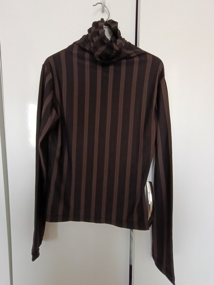 Kahverengi Çizgili Boğazlı Likralı - Görsel 3