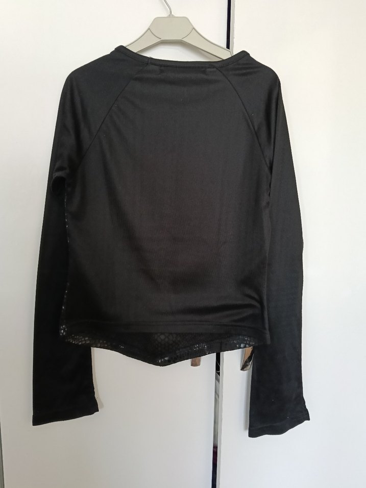 Siyah Baskılı Desenli Bluz - Görsel 5