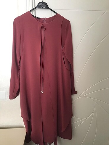 Tuğba Tunik