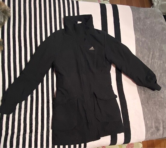 Adidas mont