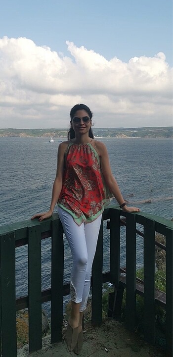 Zara marka etnik desenli bluz