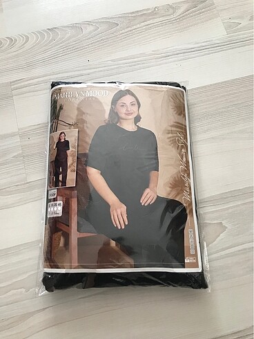 xxl Beden siyah Renk Pijama takımın