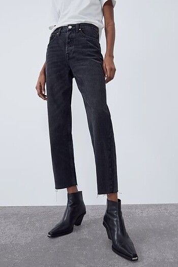 Zara straight jean