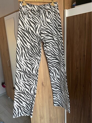 Zara Zara zebra pantolon