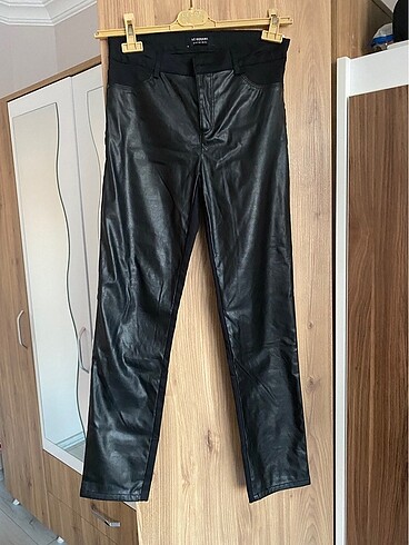 Lcw deri görünümlü pant