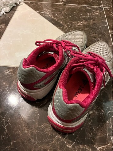 Adidas Spor syakkabı