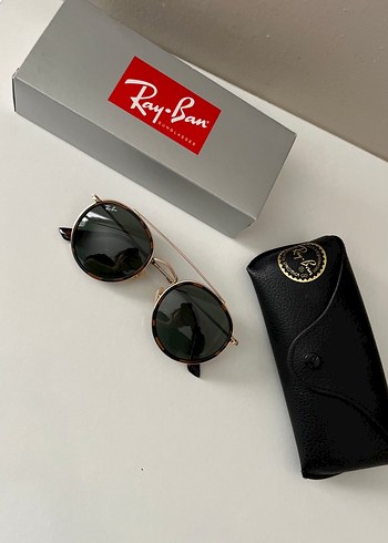 Ray Ban