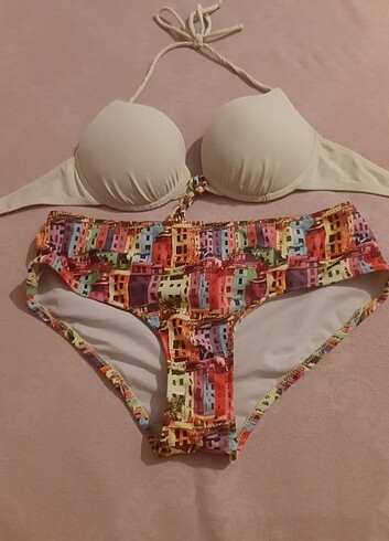 Kom bikini takımı