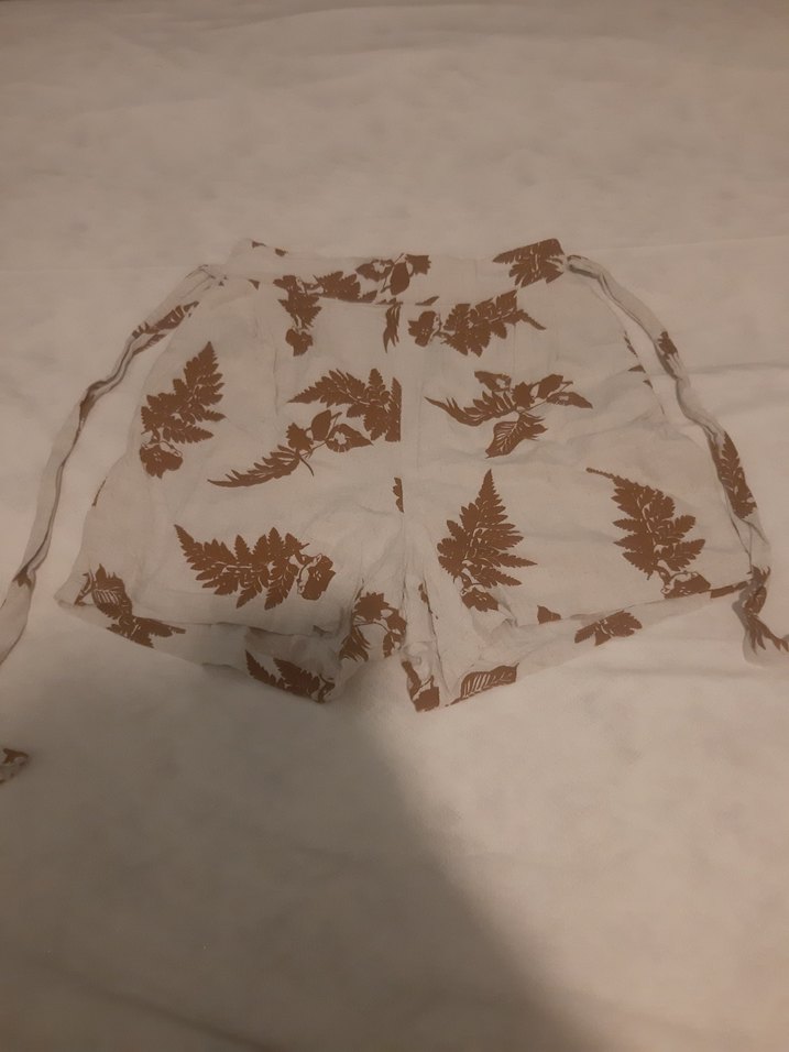 Bej Baskılı Bohem Hamile Şortu - Görsel 2