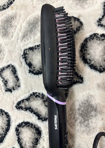Siyah Elektrikli Saç Düzleştirici Fırça - Görsel 2