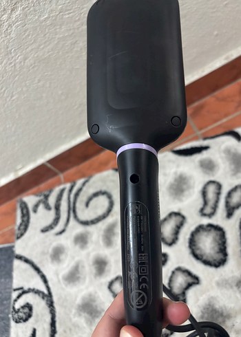 Siyah Elektrikli Saç Düzleştirici Fırça - Görsel 3
