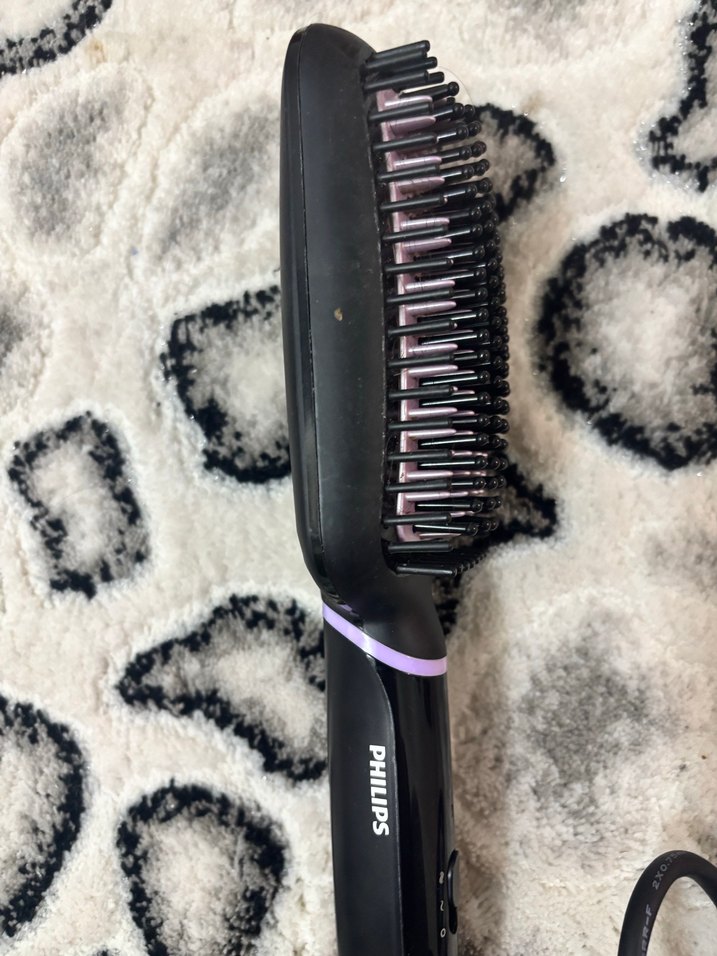 Siyah Elektrikli Saç Düzleştirici Fırça - Görsel 2