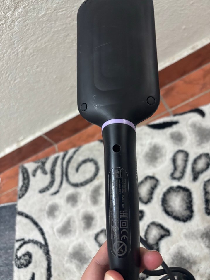 Siyah Elektrikli Saç Düzleştirici Fırça - Görsel 3